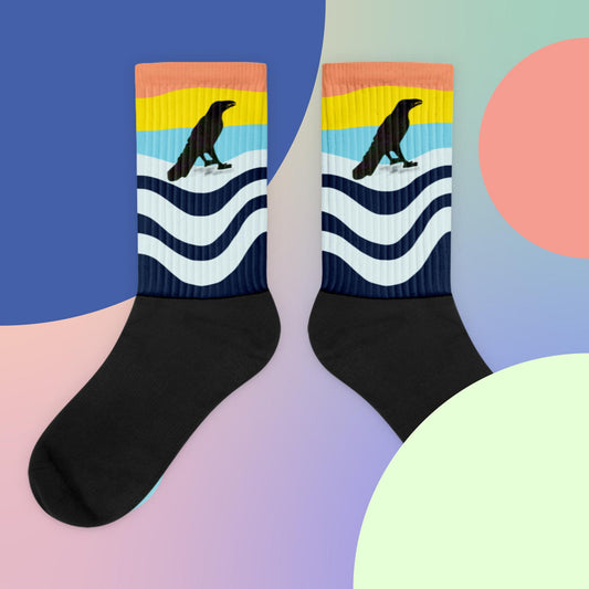 Wavy Raven Socks